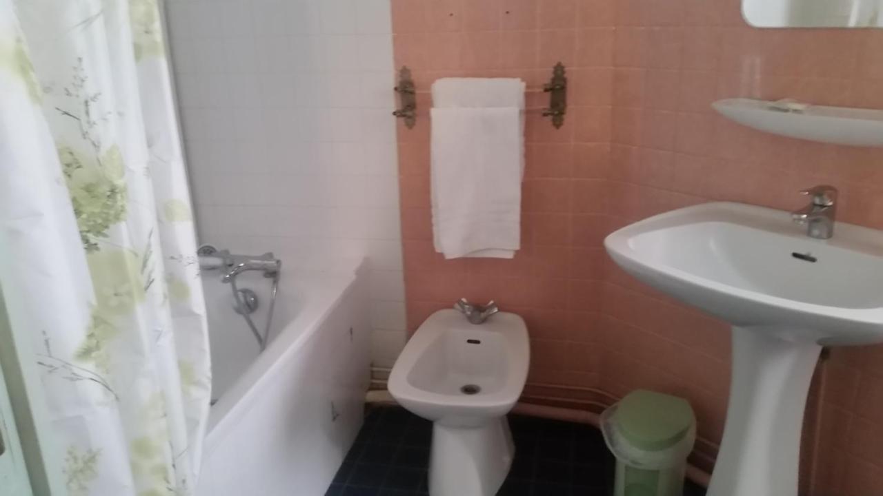 Hotel De L'Europe Valence  Eksteriør billede